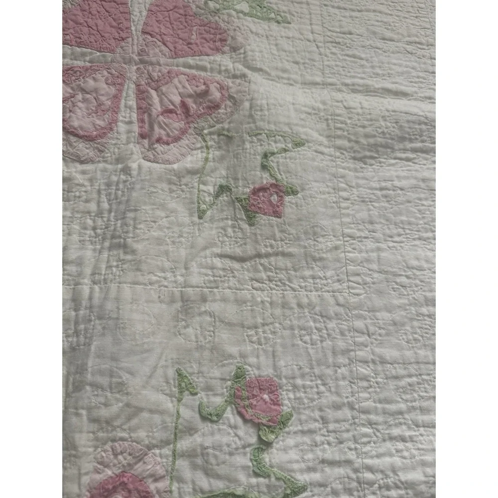 Vintage Wild Rose Quilt w/Hand-Stitched Floral Border, 1930s (78